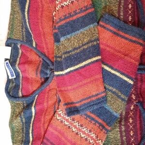 Erica and company medium women's sweater zip up very warm